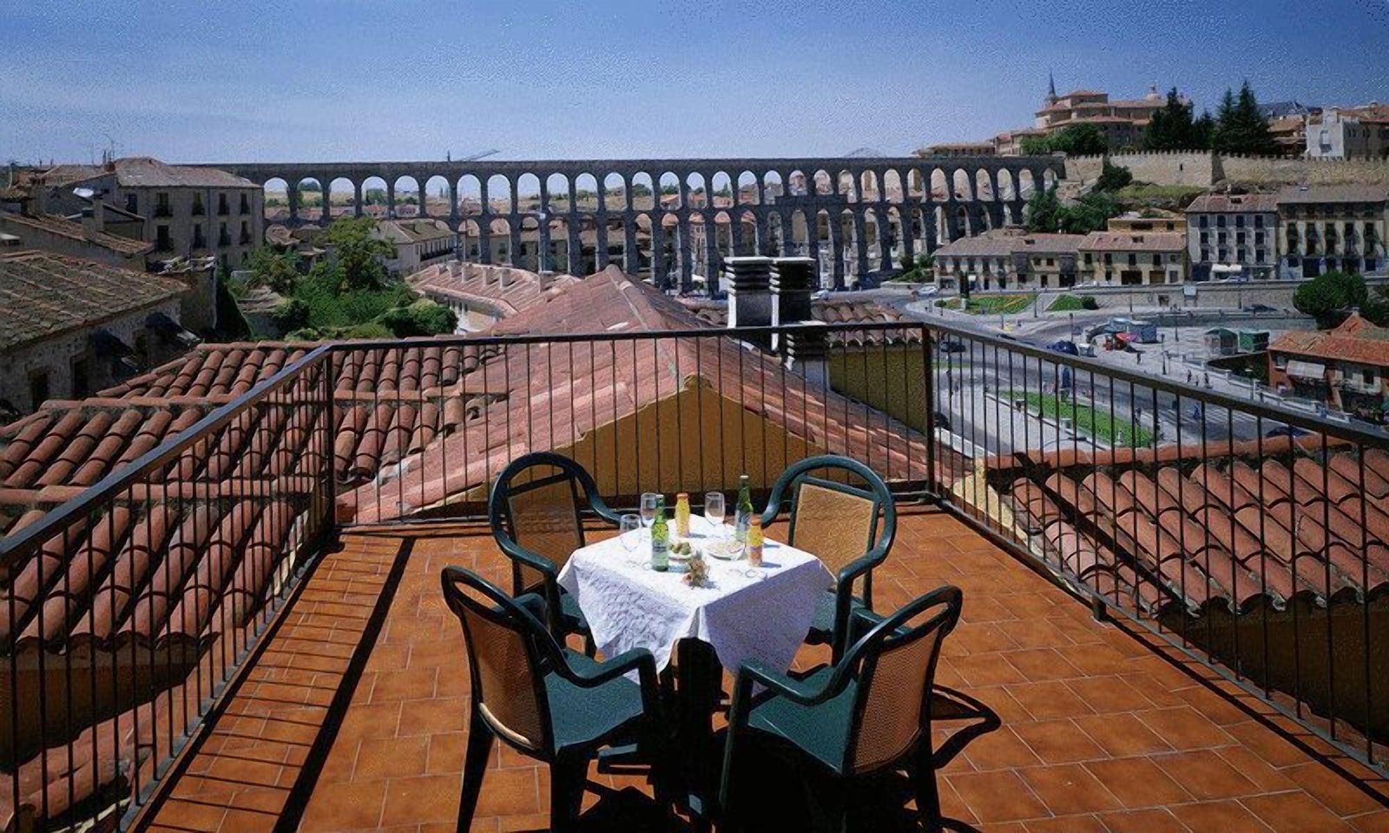 Hotel Ele Acueducto Segovia Dış mekan fotoğraf