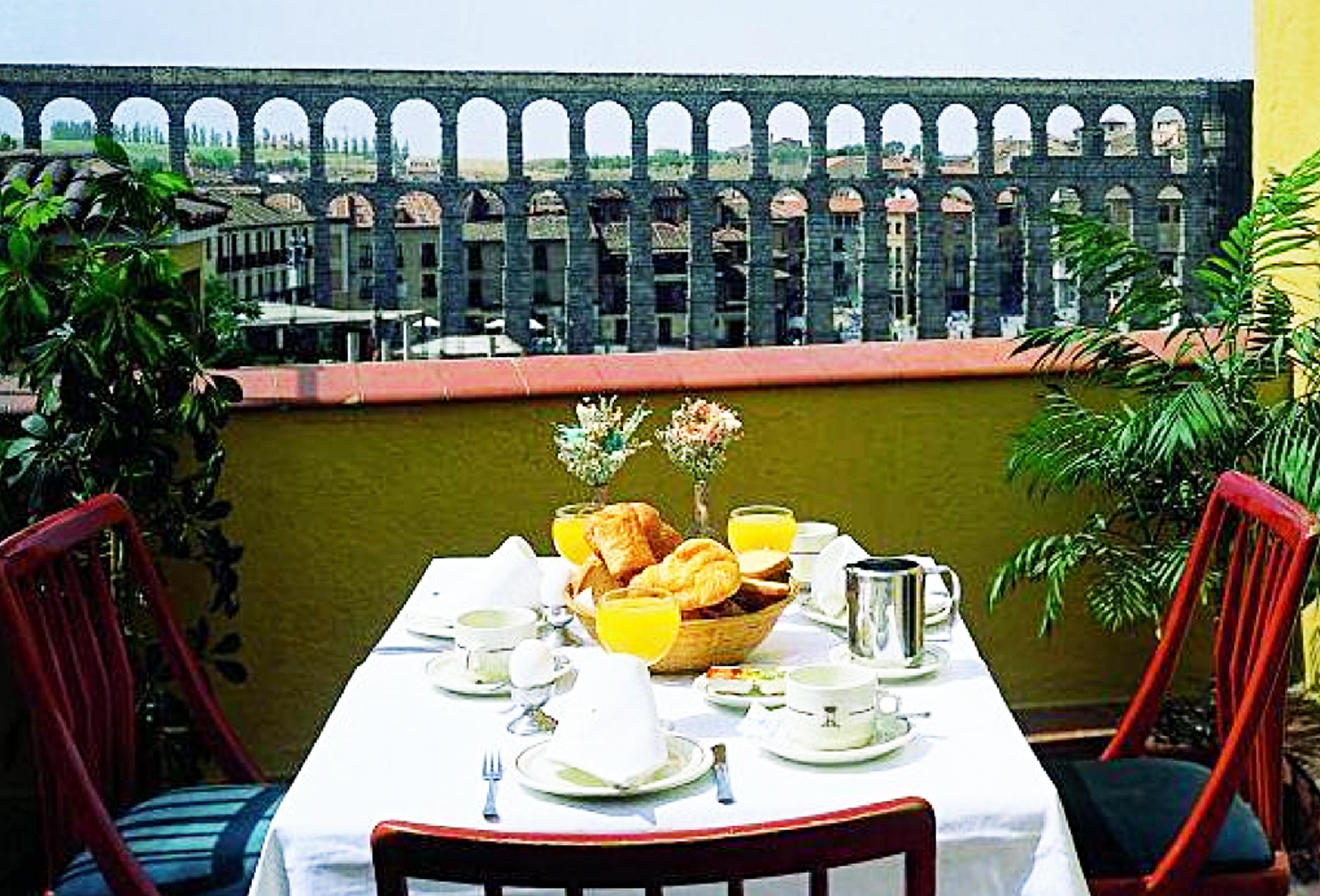 Hotel Ele Acueducto Segovia Dış mekan fotoğraf