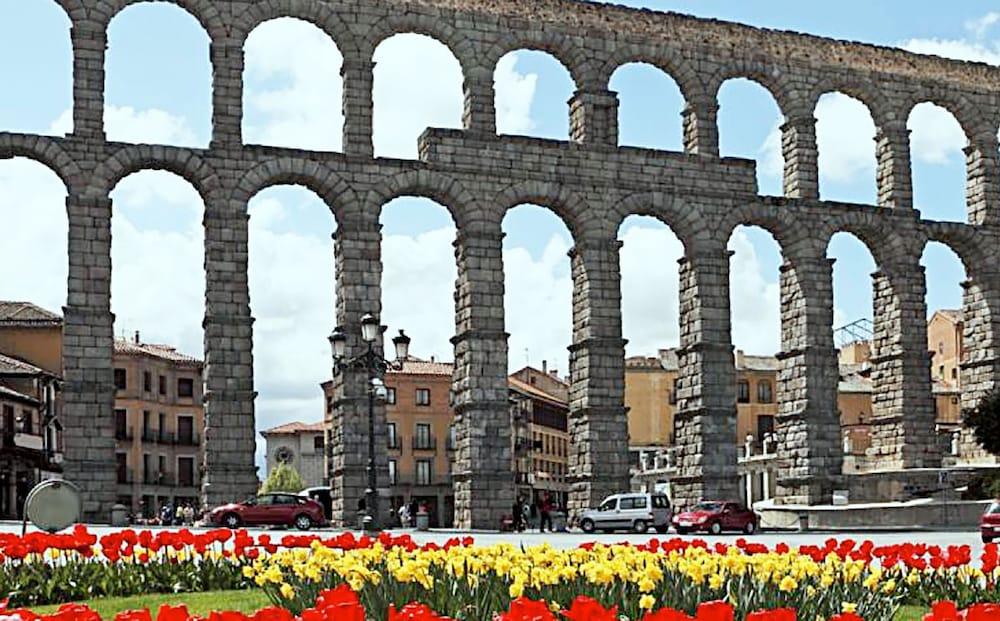 Hotel Ele Acueducto Segovia Dış mekan fotoğraf