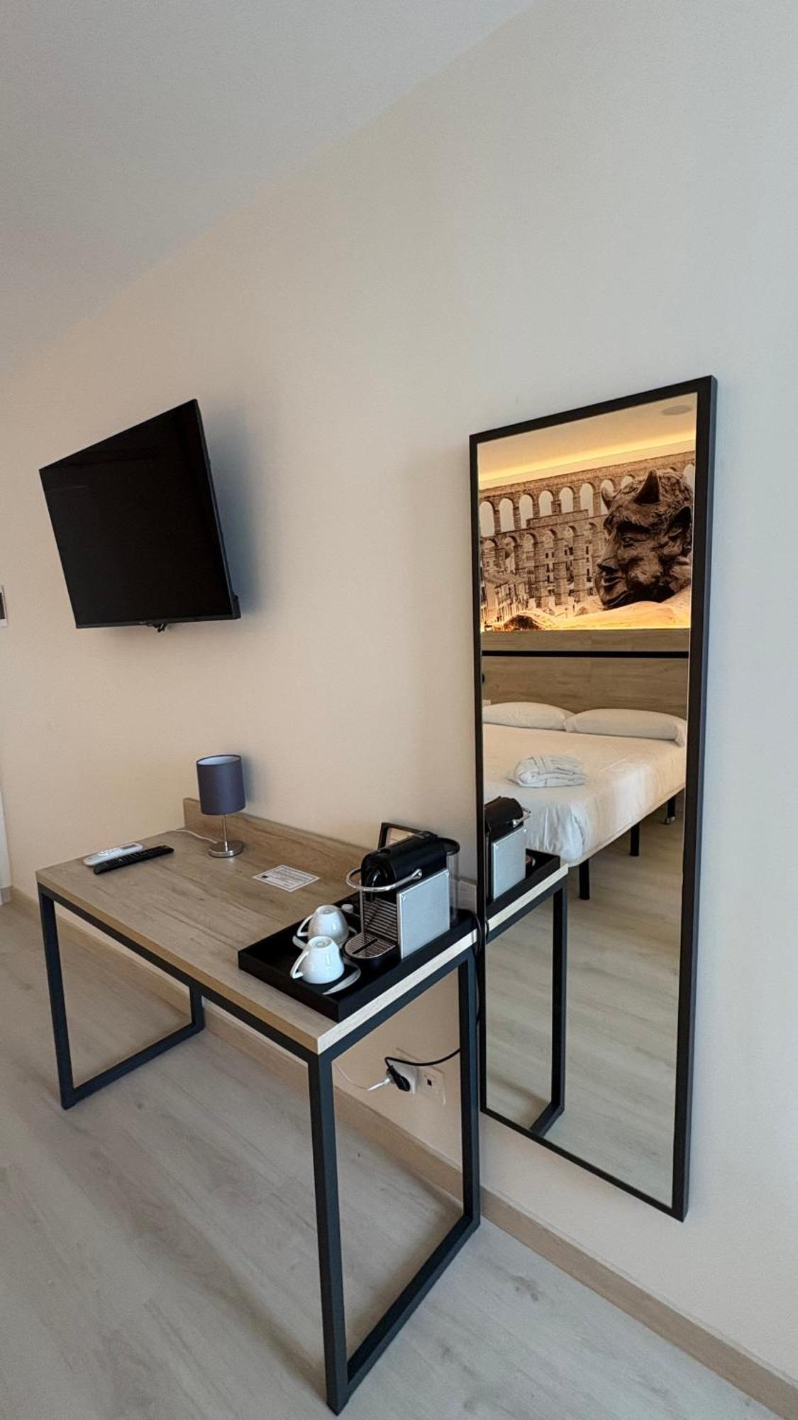 Hotel Ele Acueducto Segovia Dış mekan fotoğraf