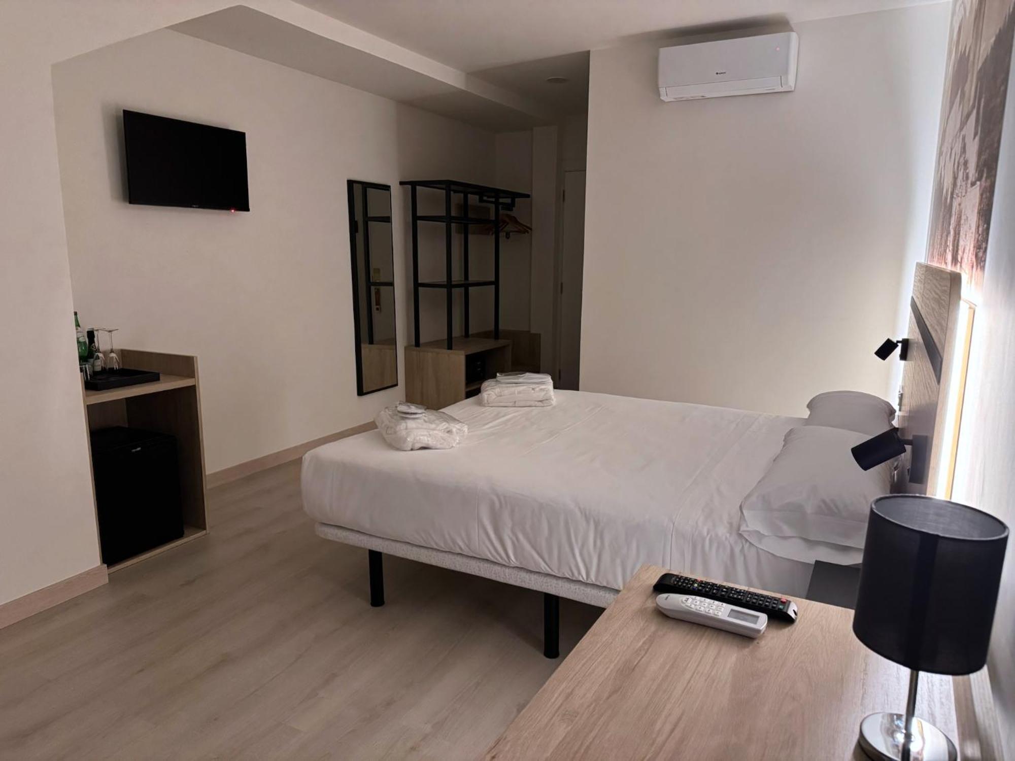Hotel Ele Acueducto Segovia Dış mekan fotoğraf